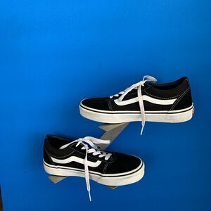 Vans off The Wall Old 500714 Black Suede Skateboard Shoes size 5Y